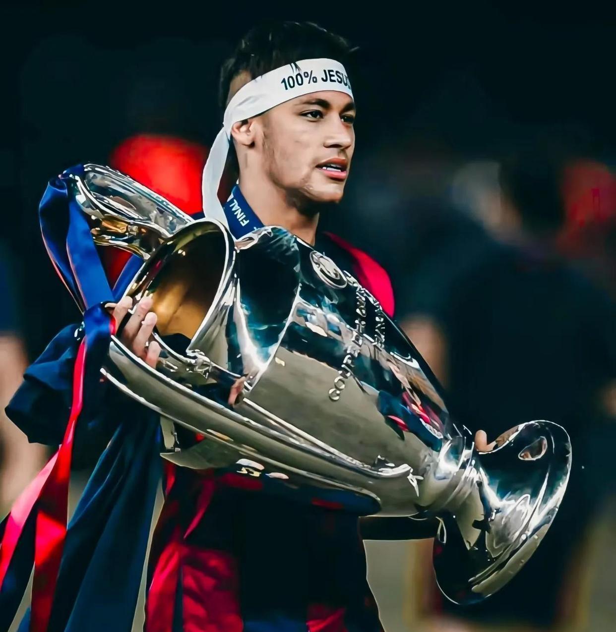 开云-中国队前途光明!,内马尔新星战术调整表现突出赢得满堂喝彩(内马尔中国行)