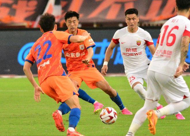 开云下载-JackeyLove官方宣布战术调整新规，澳大利亚队引发争议！比赛高潮迭起的简单介绍